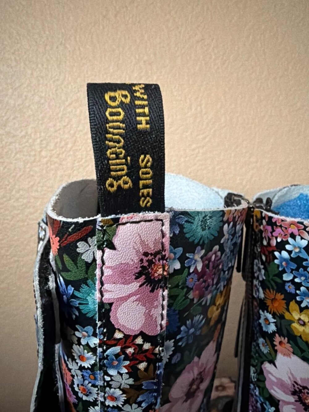 Dr. Martens Jagger Wanderlust Floral Leather Platform Boots Women's US 10 No Box - Picture 7 of 16